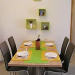 Tih Lejlighed *